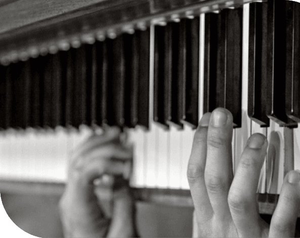piano image